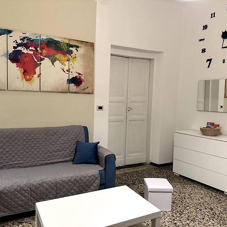 Ridi Che Ti Passa In Vico Del Fieno Apartment Genoa Ngoại thất bức ảnh