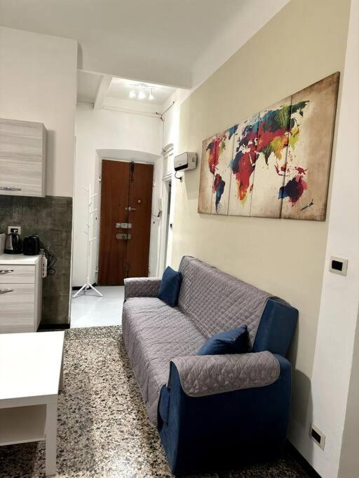 Ridi Che Ti Passa In Vico Del Fieno Apartment Genoa Ngoại thất bức ảnh